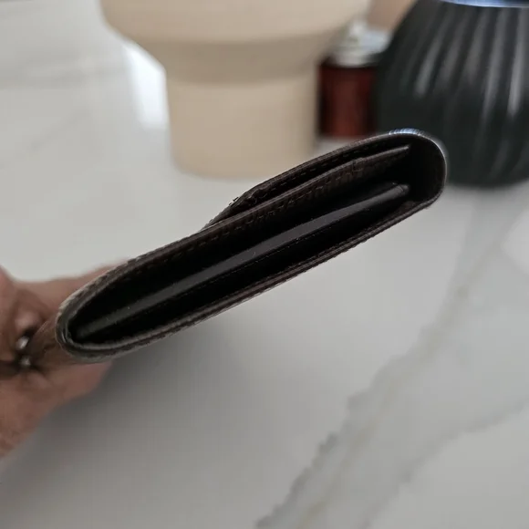 LOUIS VUITTON BROWN EPI WALLET EXCELLENT Accessories